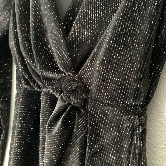 Trixxi Juniors' Glitter Velvet Surplice Dress - Picture 6 of 9